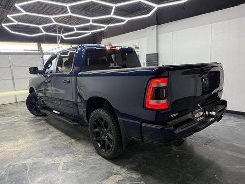 Patriot Blue Pearl 2023 RAM 1500 Sport