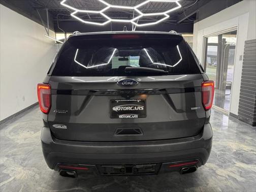 2017 Ford Explorer sport