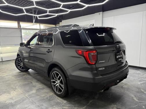 2017 Ford Explorer sport