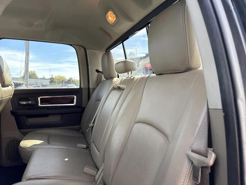 2011 Dodge Ram 1500 Laramie