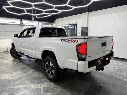 2018 Toyota Tacoma TRD Sport