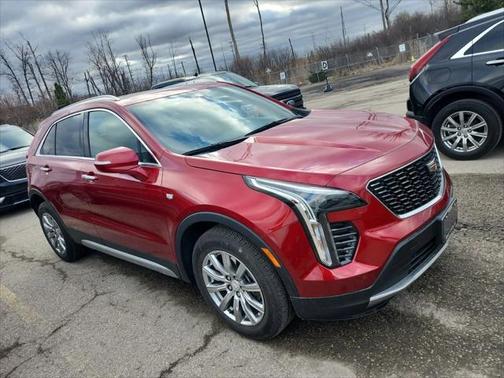 2023 Cadillac XT4 Premium Luxury