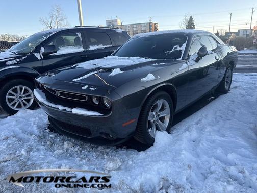2021 Dodge Challenger SXT