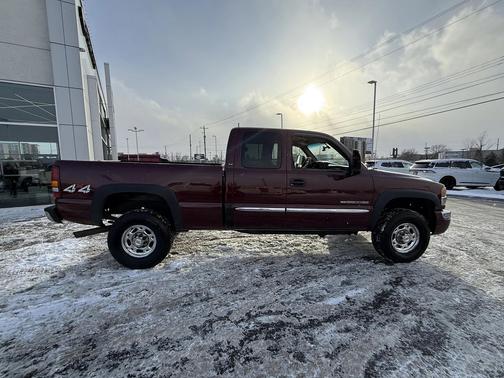 2003 GMC Sierra 2500 SLE H/D Extended Cab