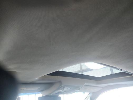 White 2018 GMC Yukon Denali