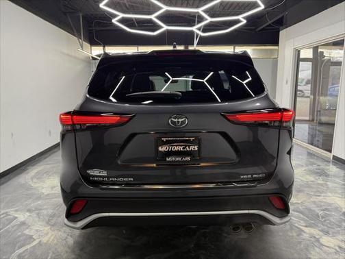 2021 Toyota Highlander XSE