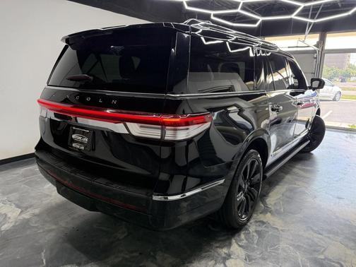 Infinite Black 2023 Lincoln Navigator Reserve