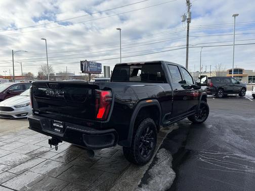 2024 GMC Sierra 2500 AT4