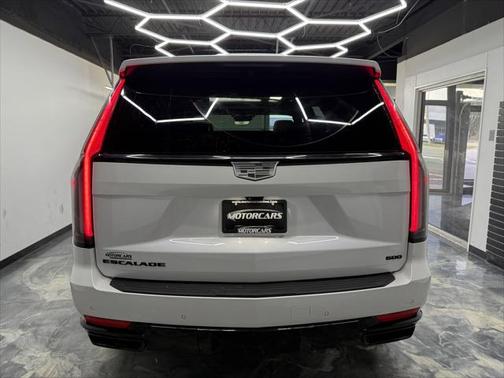 2021 Cadillac Escalade Sport
