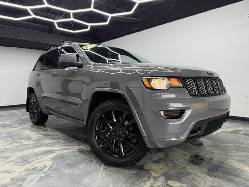 2020 Jeep Grand Cherokee Altitude