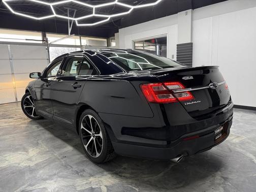 White Platinum Metallic Tri-Coat 2015 Ford Taurus SEL