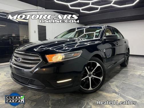 White Platinum Metallic Tri-Coat 2015 Ford Taurus SEL