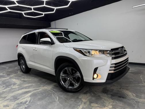 2017 Toyota Highlander Limited