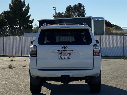 2017 Toyota 4Runner SR5 Premium