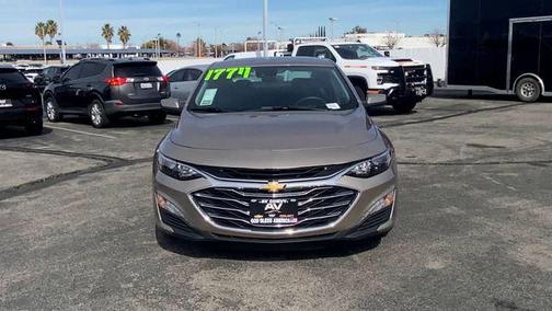 Mineral Gray Metallic 2024 Chevrolet Malibu FWD 1LT