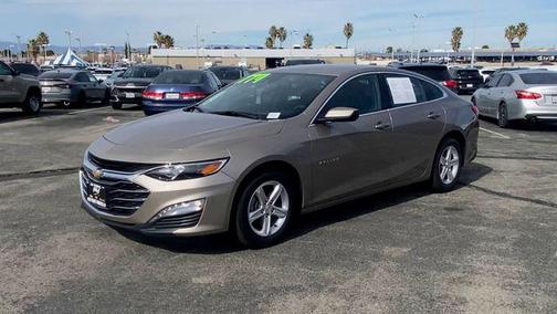 Mineral Gray Metallic 2024 Chevrolet Malibu FWD 1LT