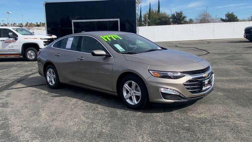 Mineral Gray Metallic 2024 Chevrolet Malibu FWD 1LT