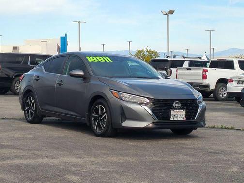 Gun Metallic 2024 Nissan Sentra SV