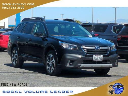 Crystal Black Silica 2022 Subaru Outback Limited