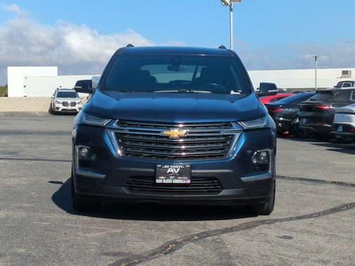 Northsky Blue Metallic 2023 Chevrolet Traverse LT Cloth
