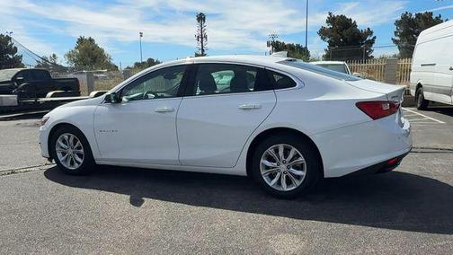 Summit White 2024 Chevrolet Malibu FWD 1LT