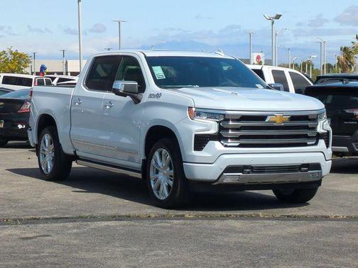 Polar White Tricoat 2026 Chevrolet Silverado 1500 High Country