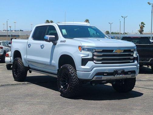 Polar White Tricoat 2026 Chevrolet Silverado 1500 High Country