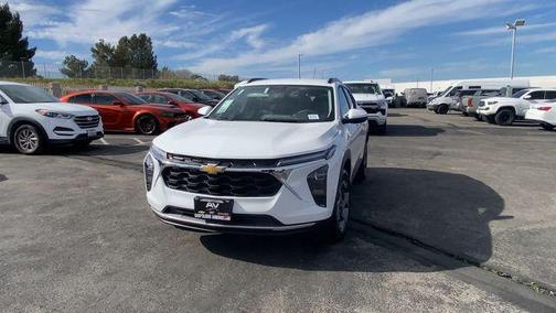 Summit White 2026 Chevrolet Trax LT