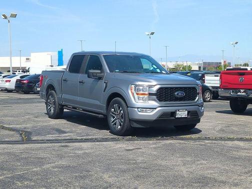Iconic Silver Metallic 2021 Ford F-150 XL
