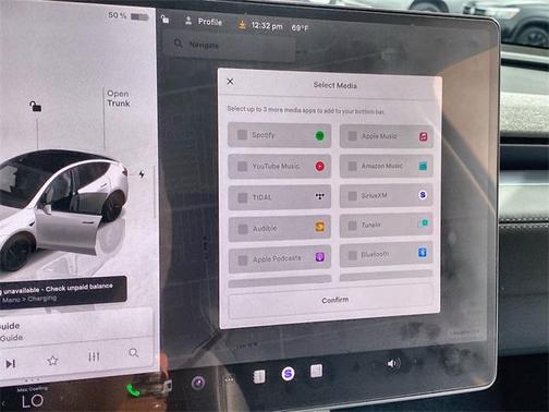 2026 Tesla Model Y Standard Rear-Wheel Drive