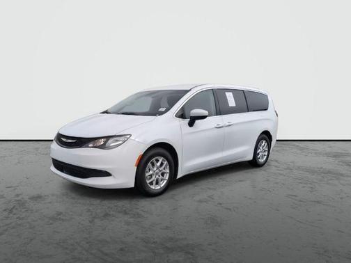 Bright White Clearcoat 2023 Chrysler Voyager LX