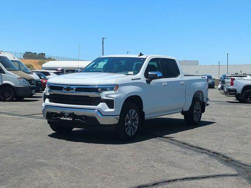 Summit White 2026 Chevrolet Silverado 1500 LT