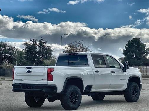 2026 Chevrolet Silverado 2500 Crew Cab, Standard Bed, XR2, 4WD