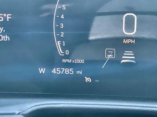 Crystal White 2024 Cadillac XT4 Premium Luxury