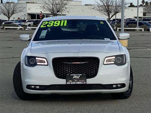 2023 Chrysler 300 S