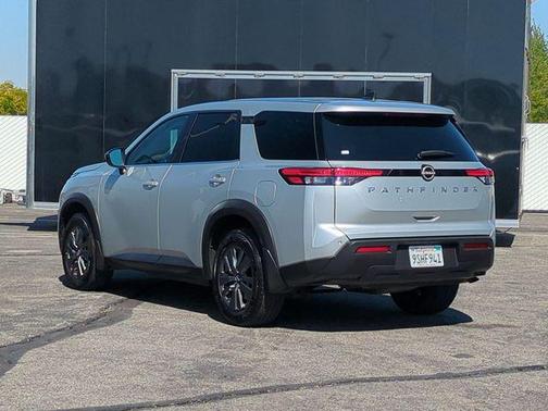 Glacier White 2024 Nissan Pathfinder S FWD