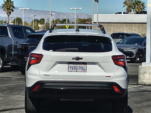 2025 Chevrolet Trax FWD 2RS