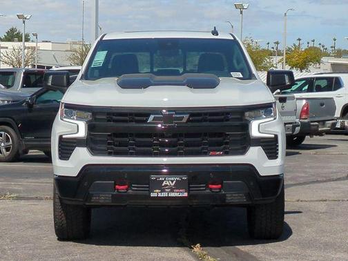 Summit White 2026 Chevrolet Silverado 1500 LT Trail Boss