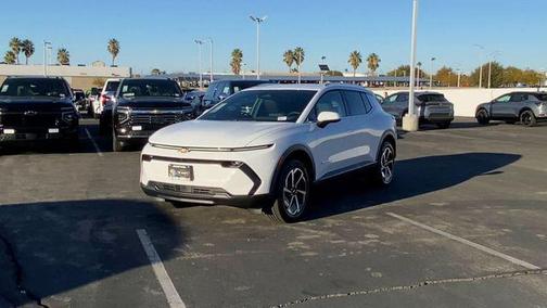 Summit White 2026 Chevrolet Equinox EV LT