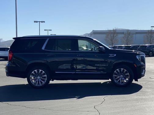 Midnight Blue Metallic 2023 GMC Yukon Denali