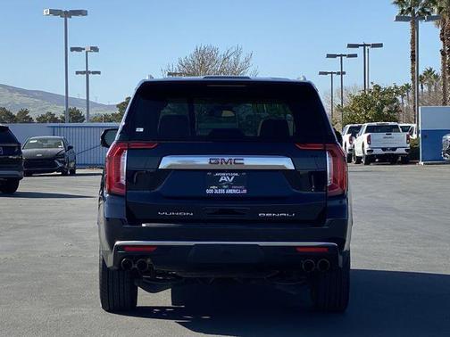 Midnight Blue Metallic 2023 GMC Yukon Denali
