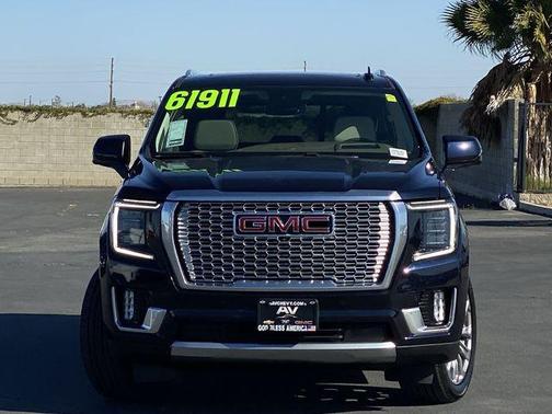 Midnight Blue Metallic 2023 GMC Yukon Denali