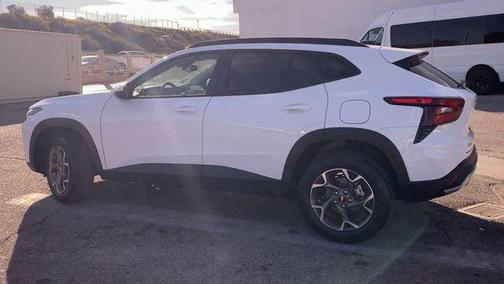 Summit White 2026 Chevrolet Trax LT
