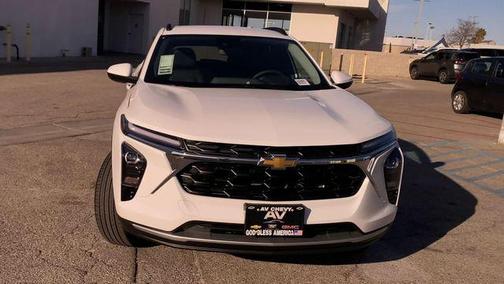 Summit White 2026 Chevrolet Trax LT