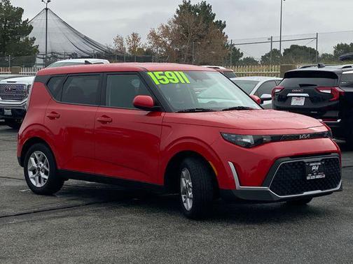 2023 Kia Soul LX