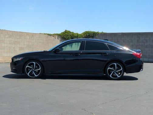 Crystal Black Pearl 2019 Honda Accord Sport 2.0T