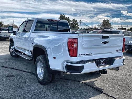 2026 Chevrolet Silverado 3500 High Country