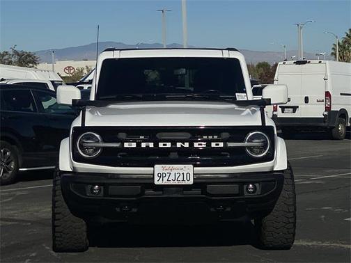 2024 Ford Bronco Outer Banks