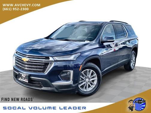 2023 Chevrolet Traverse LT Cloth