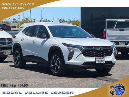 Summit White 2024 Chevrolet Trax FWD 1RS